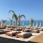 Villa Sea Drive Luxury Coast Palasë