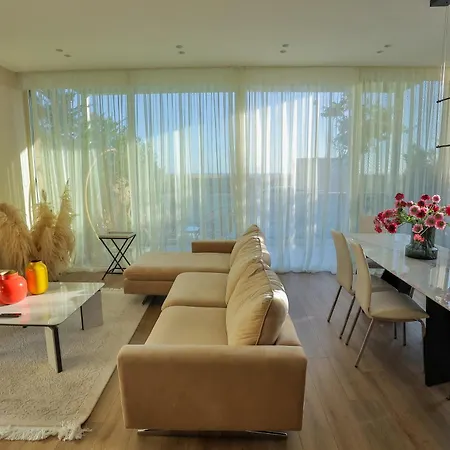 Sea Drive Luxury Coast